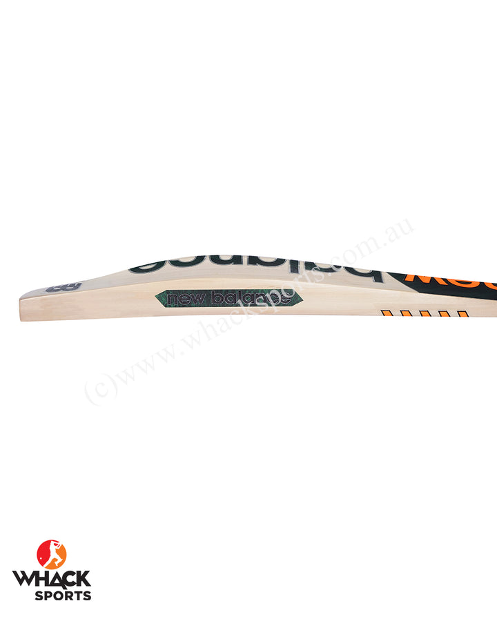 New Balance DC 1040 English Willow Cricket Bat - Boys/Junior (2022/23)