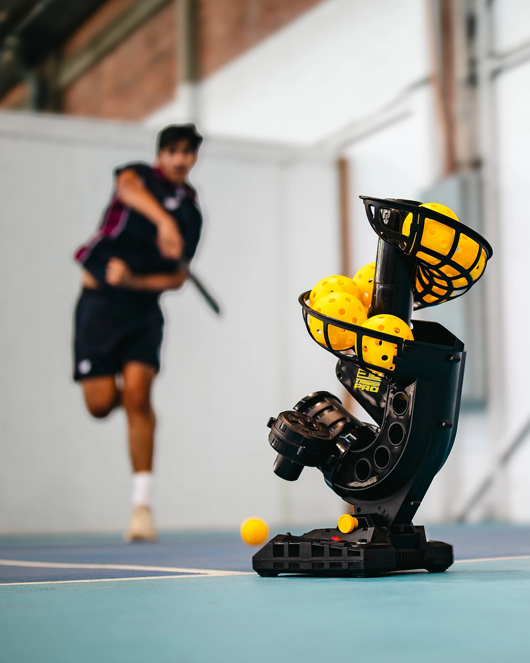 3D Trainer Pro - Automatic Cricket Feed Machine