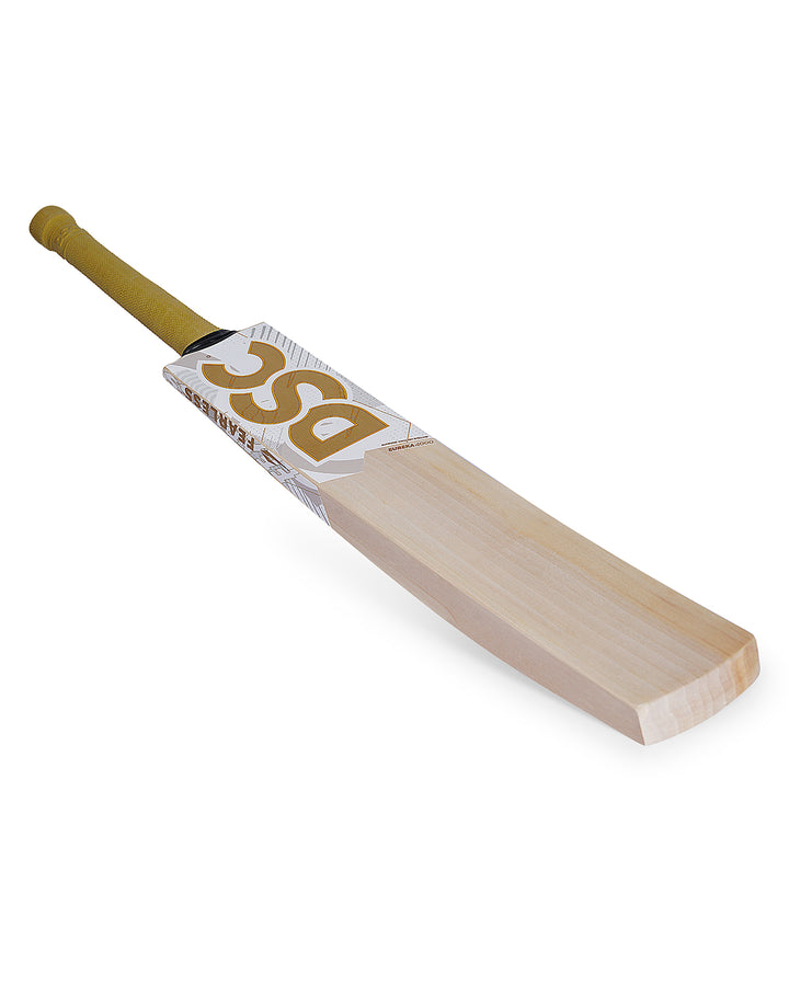 DSC Eureka 4000 English Willow Cricket Bat - SH