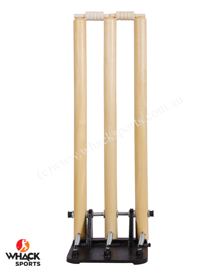 DSC Wooden Spring Stump Set with Bails
