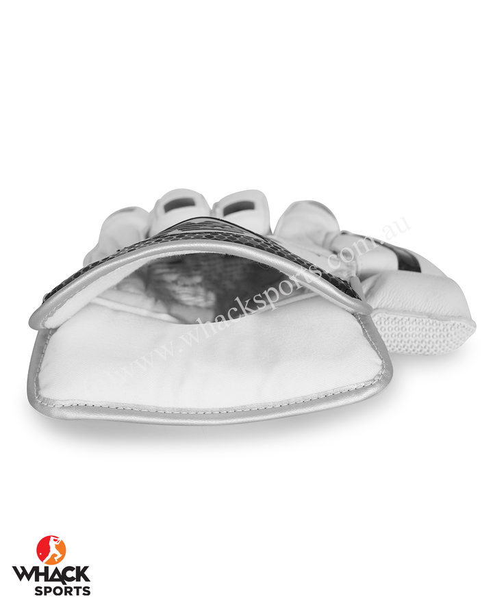 New Balance 8i Cricket Keeping Gloves - Adult