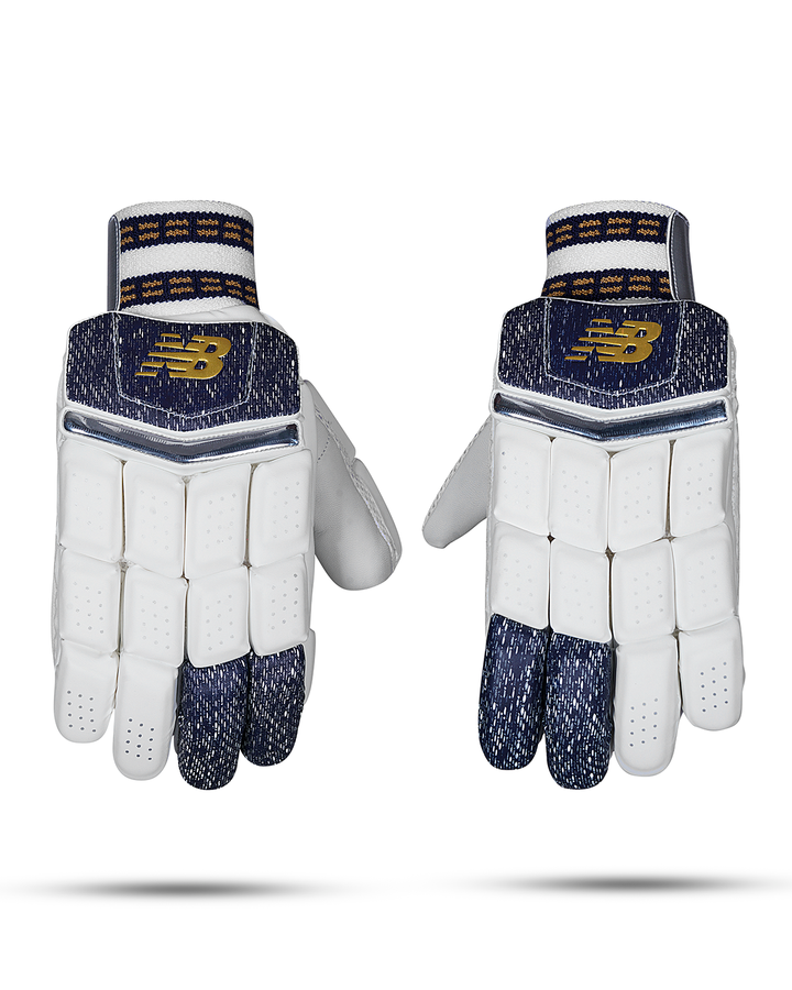 New Balance DC 8i Cricket Batting Gloves - Adult
