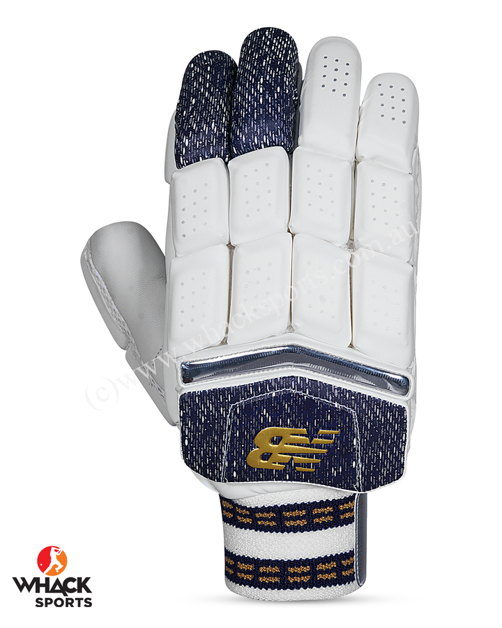 New Balance DC 8i Cricket Batting Gloves - Adult