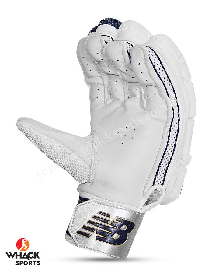 New Balance DC 8i Cricket Batting Gloves - Adult