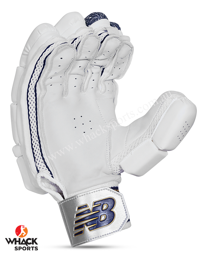 New Balance DC 8i Cricket Batting Gloves - Adult