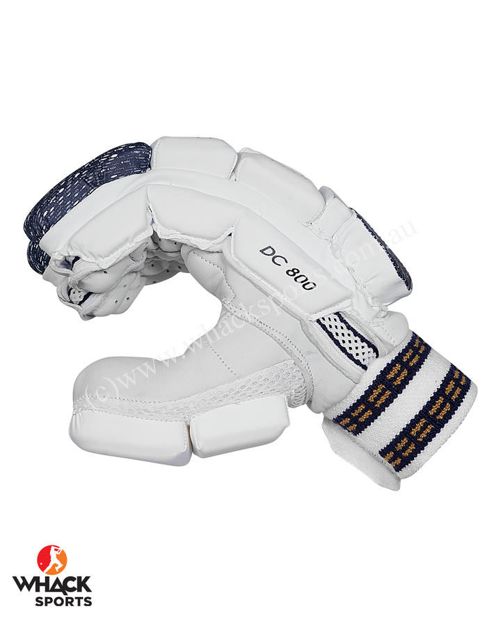 New Balance DC 8i Cricket Batting Gloves - Adult