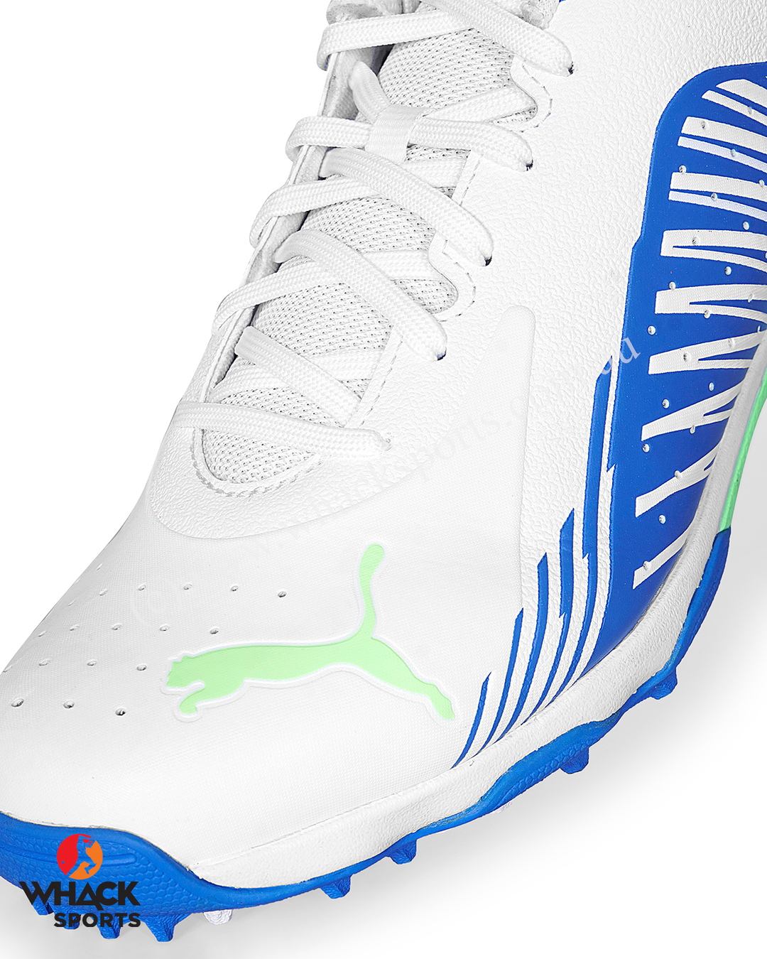 Puma 22 FH - Rubber Cricket Shoes - White Black/Bluemazing