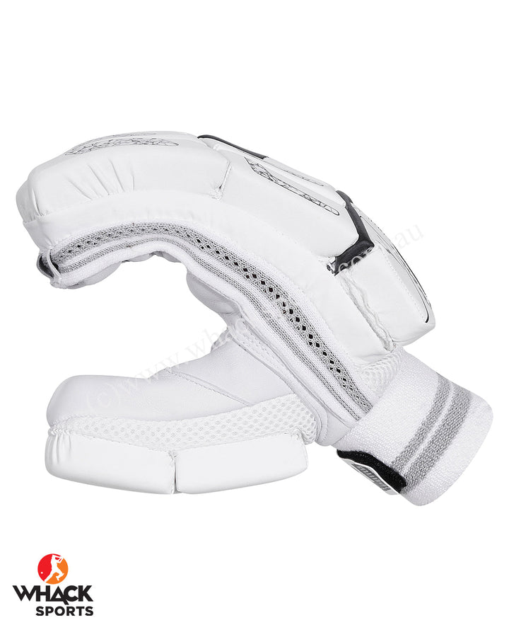 Puma Future 4 Cricket Batting Gloves - Youth