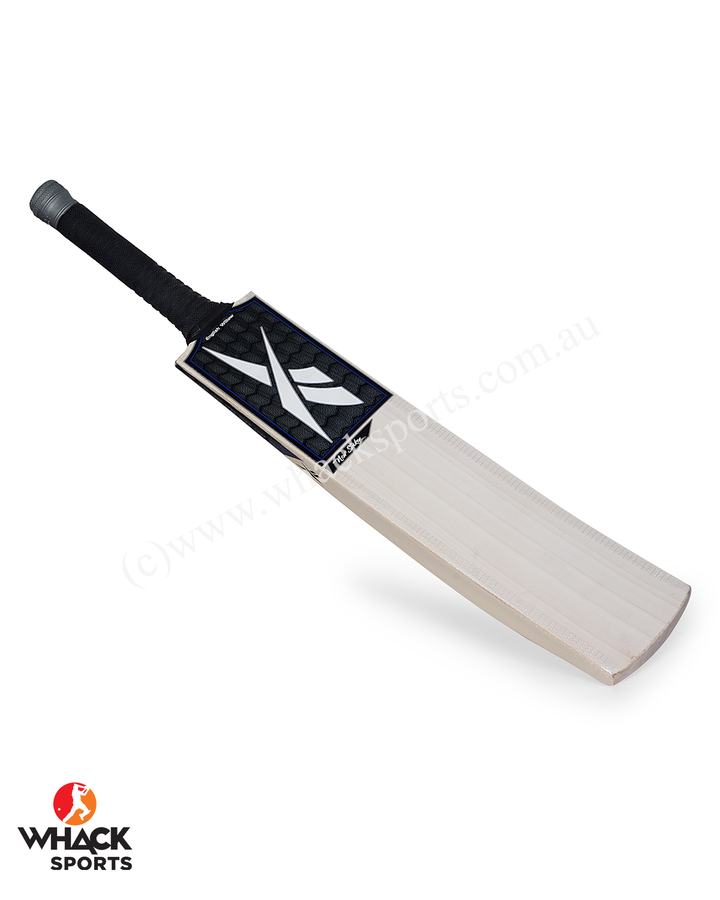Reebok New Striker English Willow Cricket Bat - SH