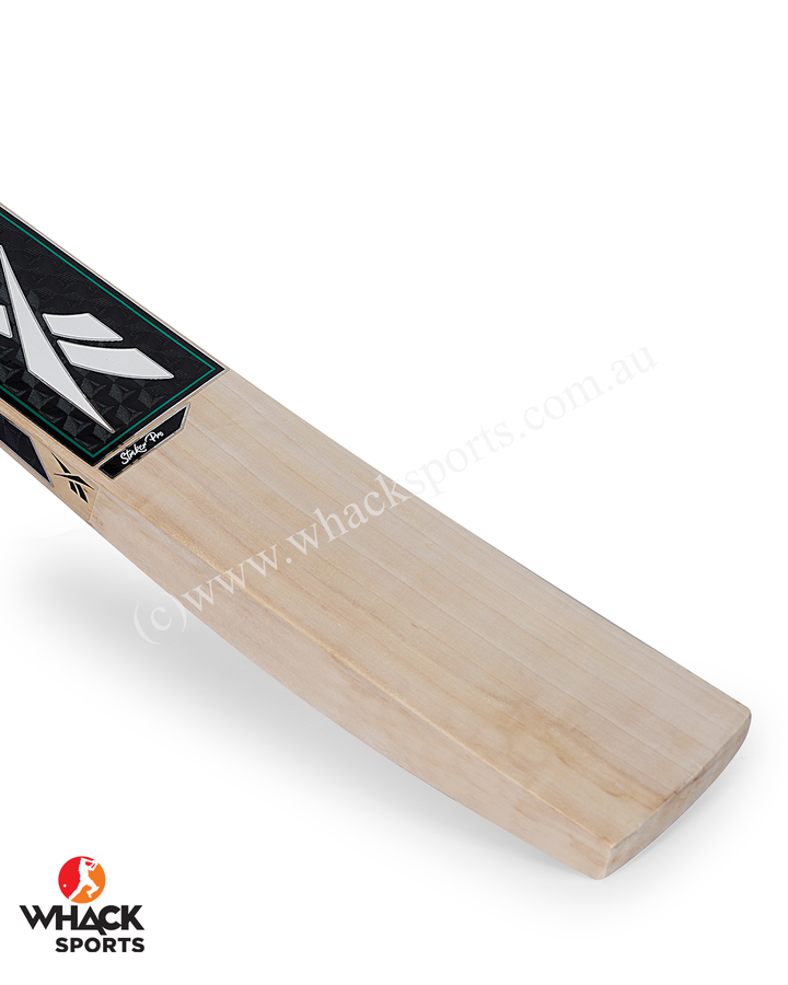 Reebok Striker Pro English Willow Cricket Bat - SH