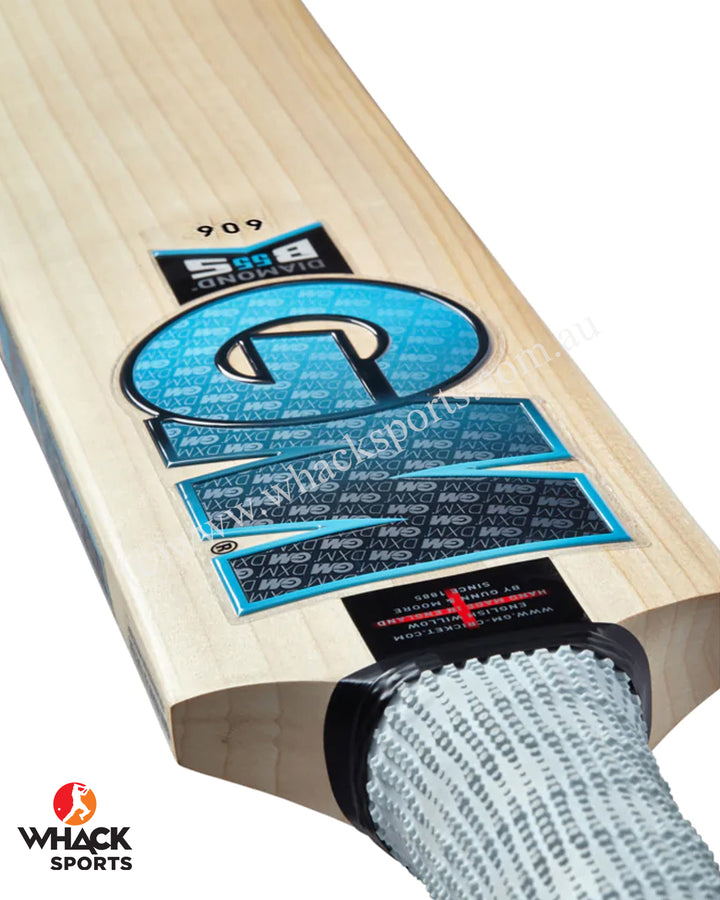 GM Diamond DXM 606 English Willow Cricket Bat - Boys/Junior (2023/24)