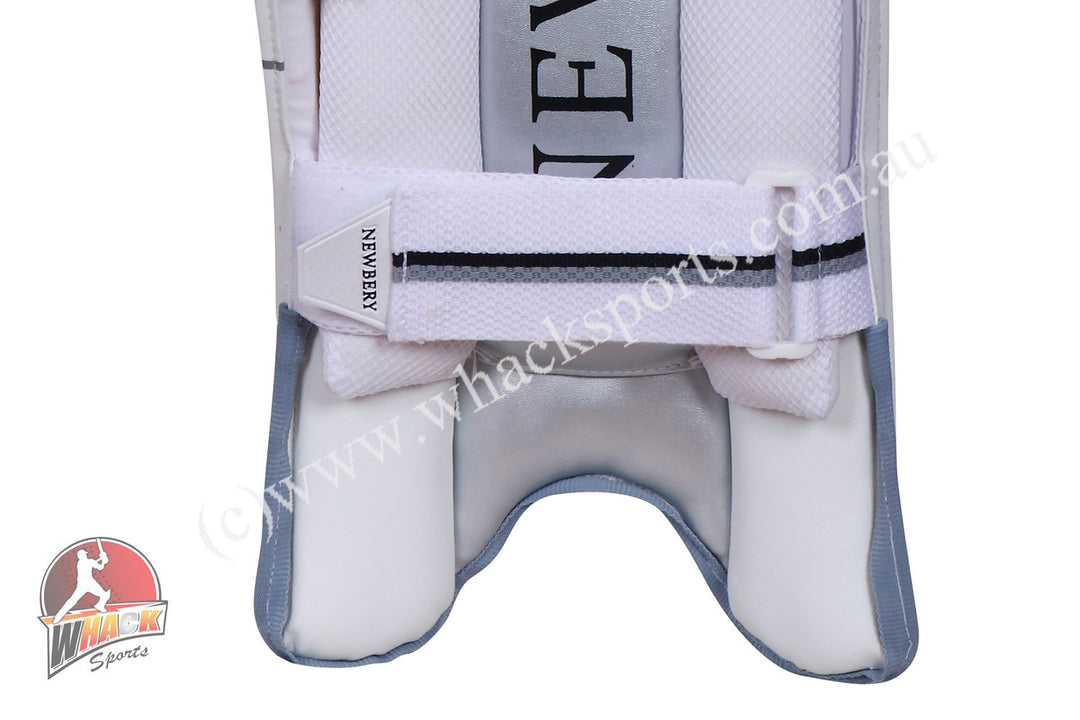Newbery Phantom Cricket Batting Pads - Boys/Junior