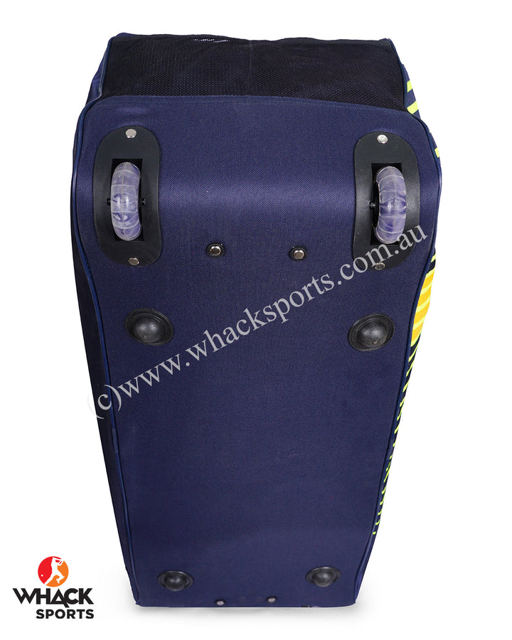 SG Extrempak Plus Cricket Kit Bag - Wheelie - Medium
