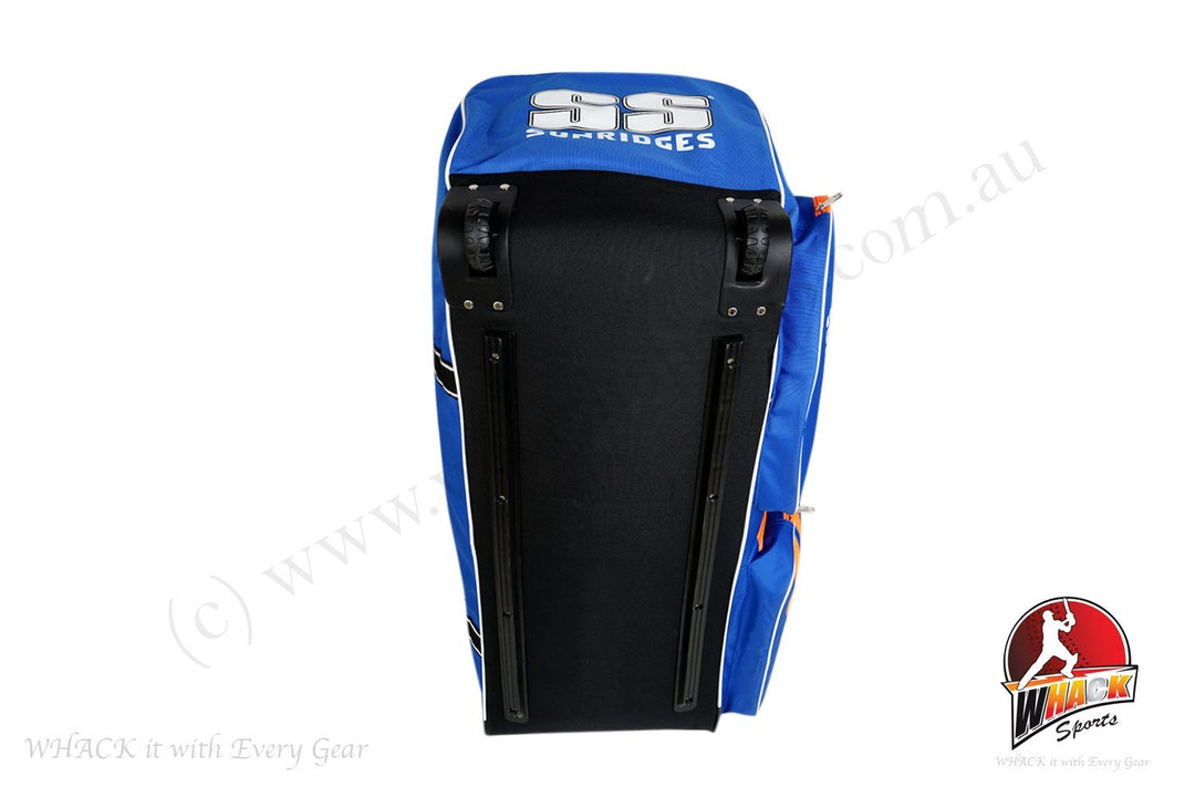 SS Professional Cricket Kit Bag - Wheelie - Medium